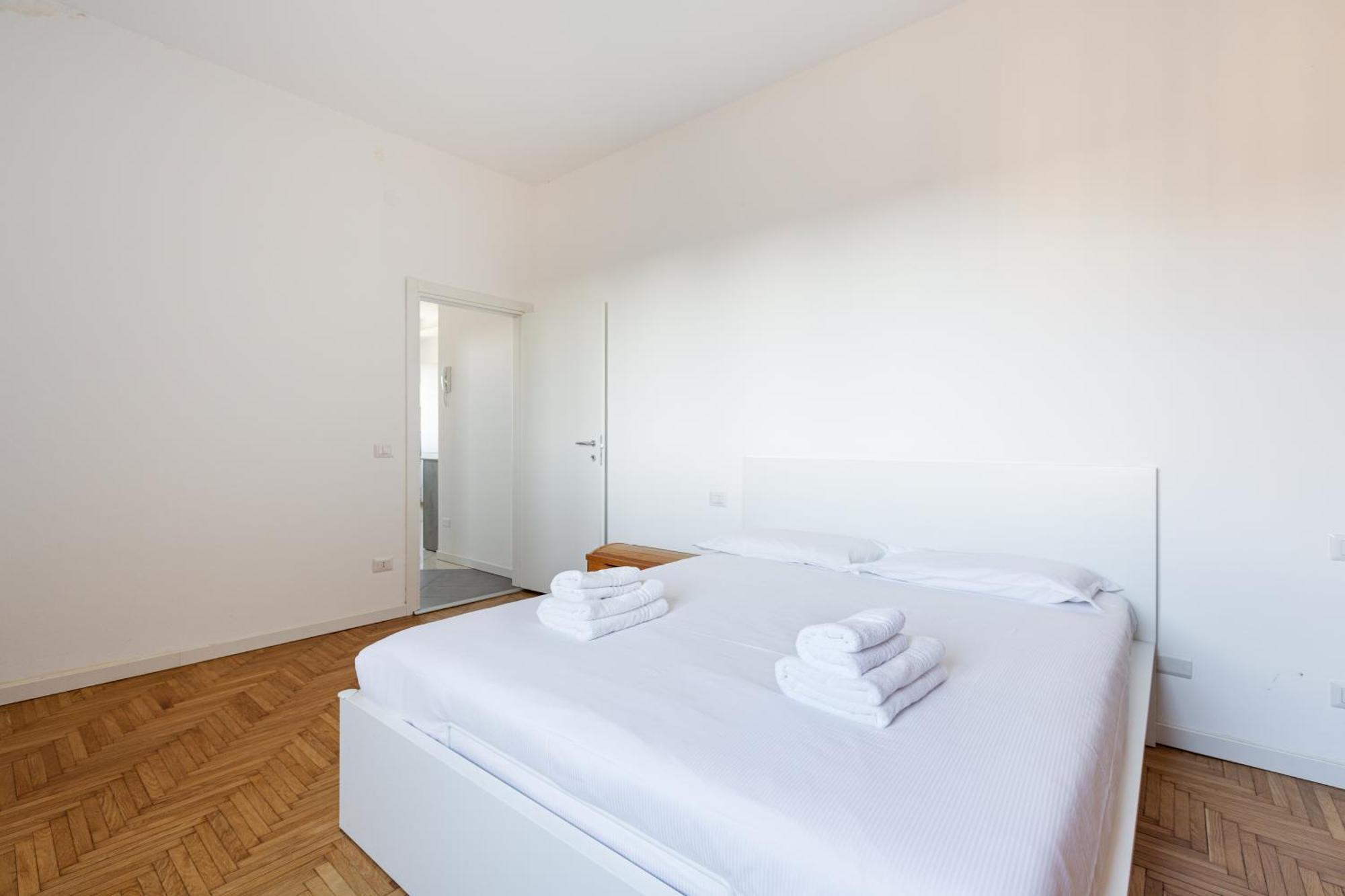 Elegant Milan Apartment In Restocco Area Eksteriør billede